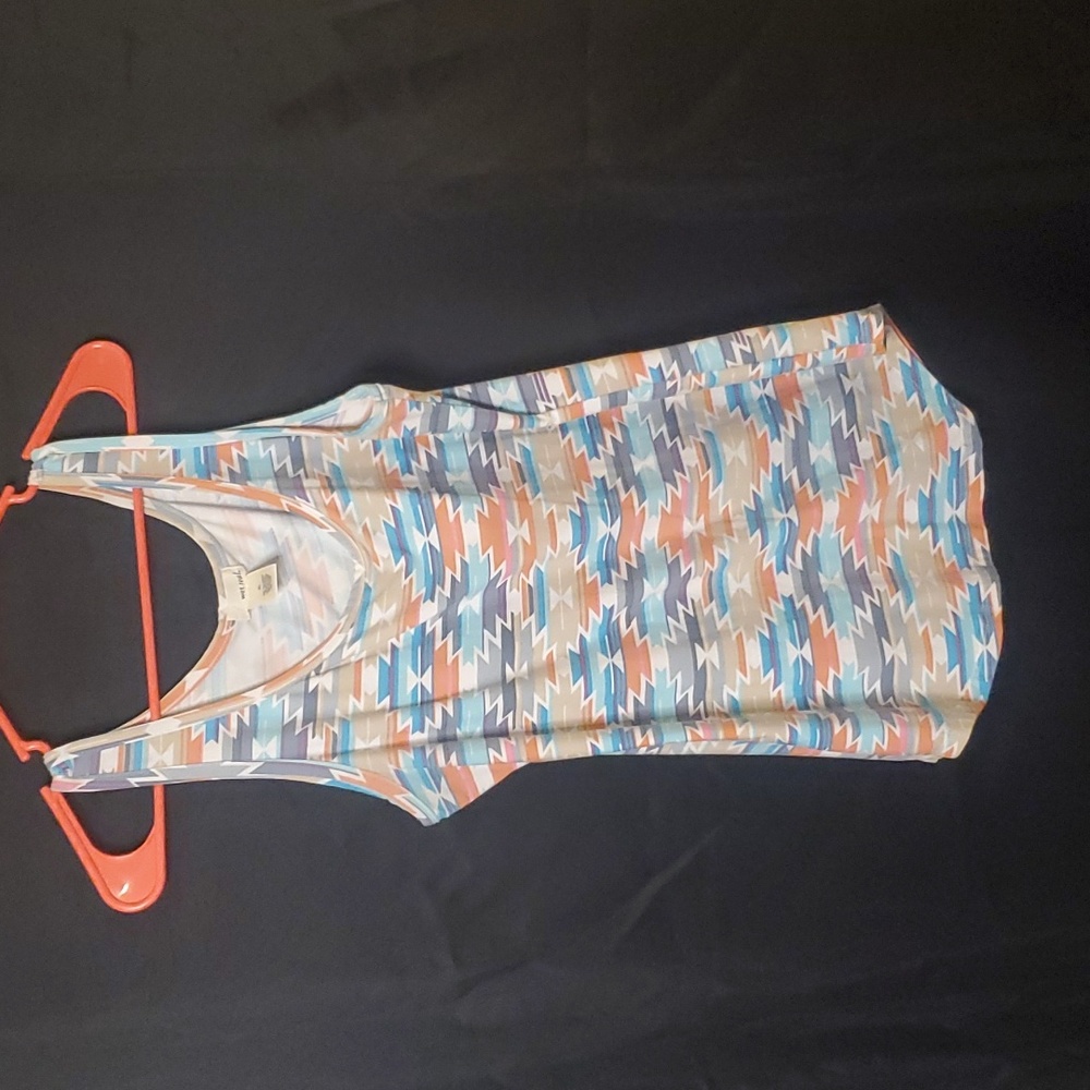 Wet Seal XL Patterned Tank Top